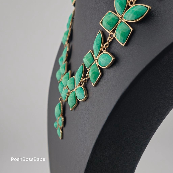 Amrita Singh Green Leaf Statement Necklace Bold With Gold Tone Accents - Picture 8 of 10